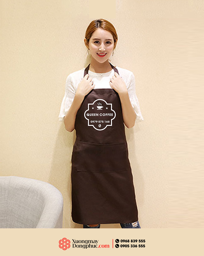 May và in tạp dề Quán Queen Coffee